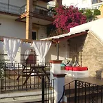 Casa Babylon Backpakers Hostel