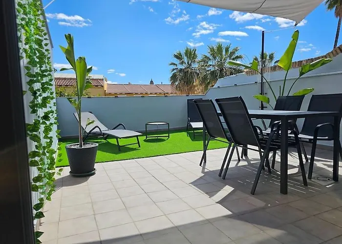 Cms Center Penthouse With Sunny Terrace & Parking