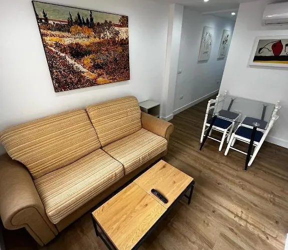 Premium Living Malaga Train Station
