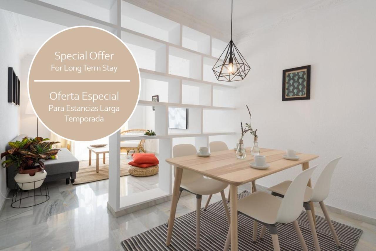 Malagasuite Center & Parking Apartment Málaga