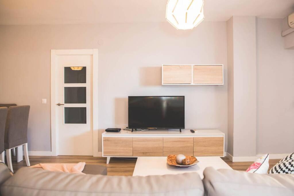 Apartment Luminoso Apartamento 3hab En Pedregalejo Playa Málaga