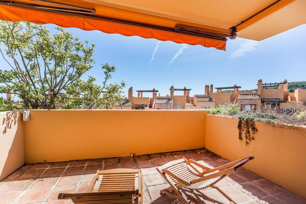 Townhouse With Great Sea Views In Riviera Del Sol *