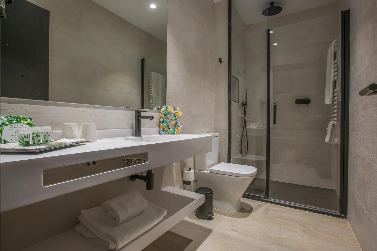 Hotell Brö-adults Only 3*