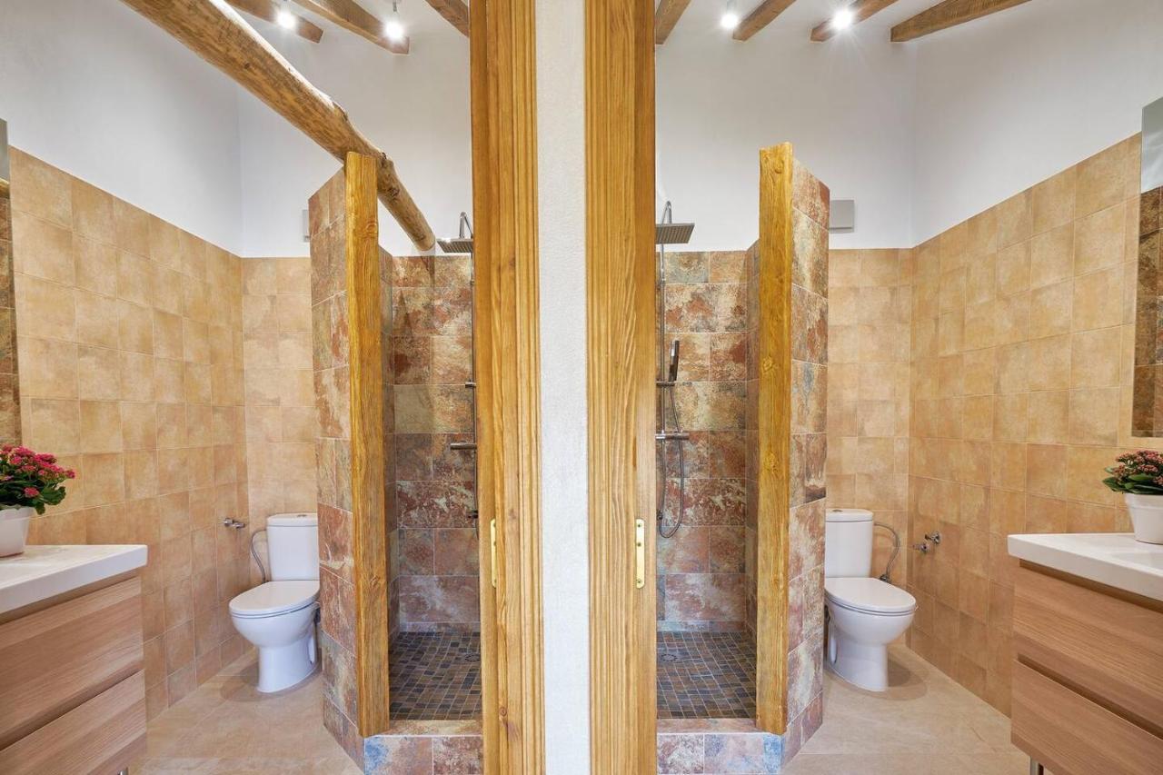 Historical Charming Cortijo Antequera Exclusive Villaer *