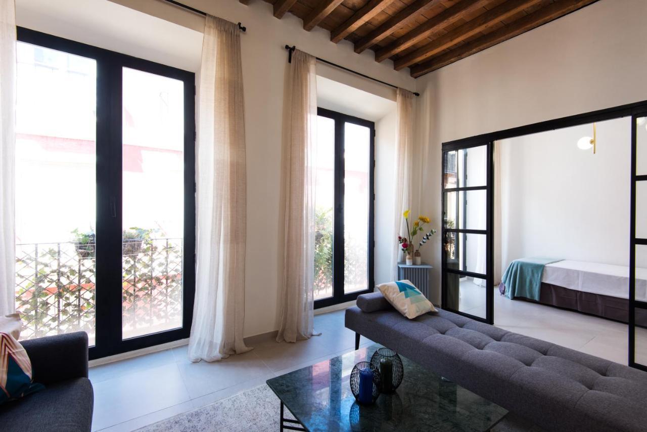 Apartamento Tour Apartment- Elegance & Confort In The Historic Center *