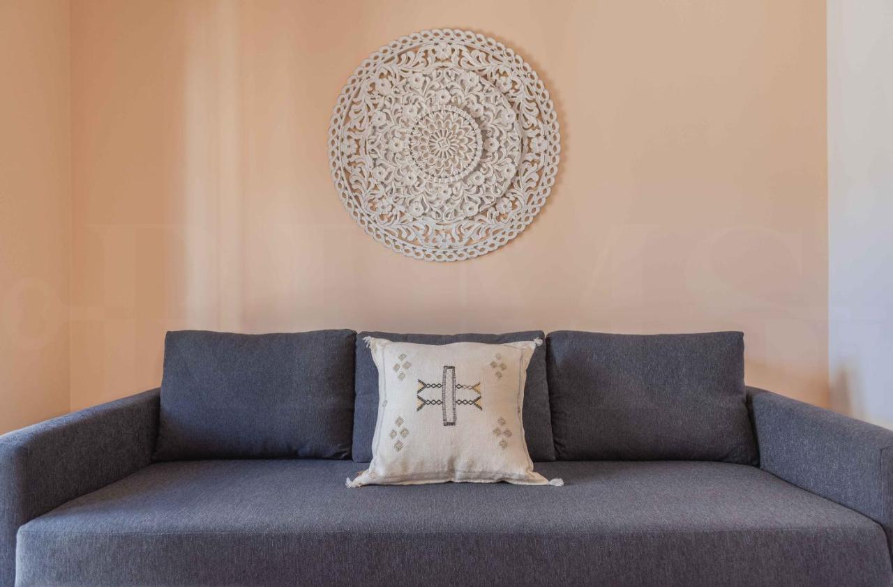 Apartment Penthouse & Private Rooftop In The Heart Of By Rems