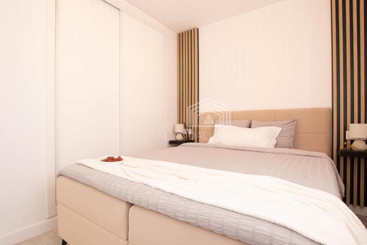 Appartement Panoramic Sea Views And Direct Access To The Beach From The Community In Torrenueva Málaga