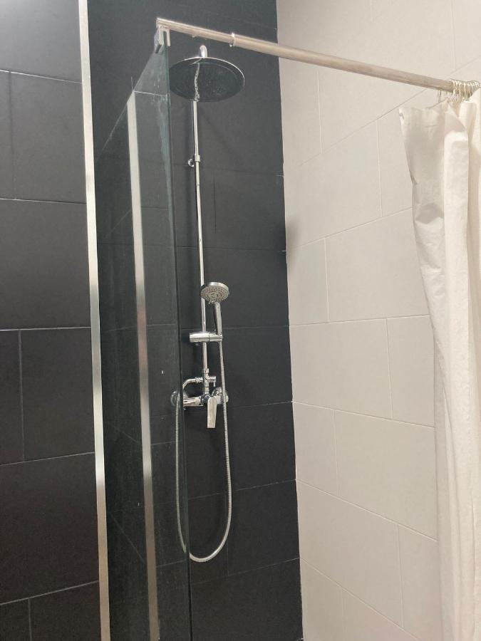 Velarde Center 3 * Malaga