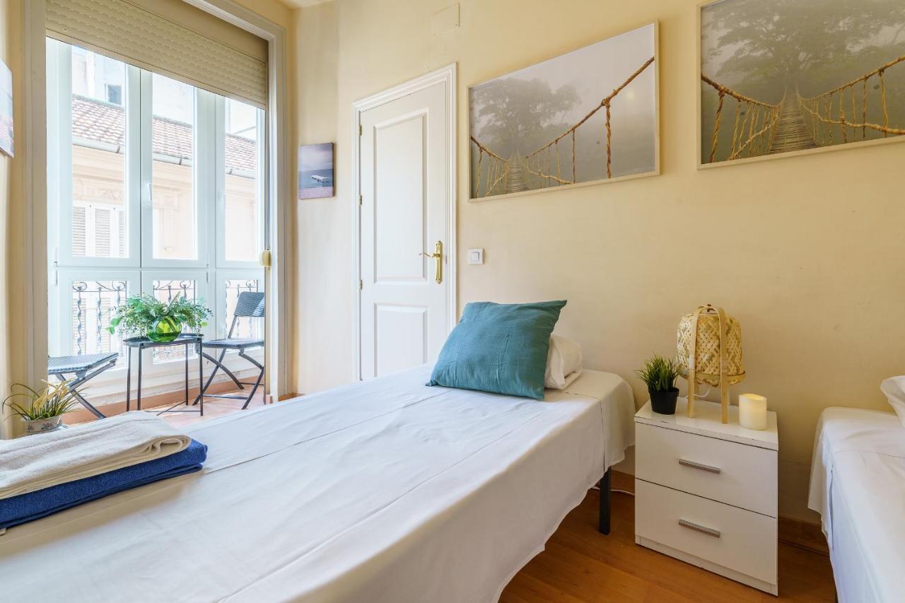 Bright Two-bedroom In The Historic Center Appartement Málaga