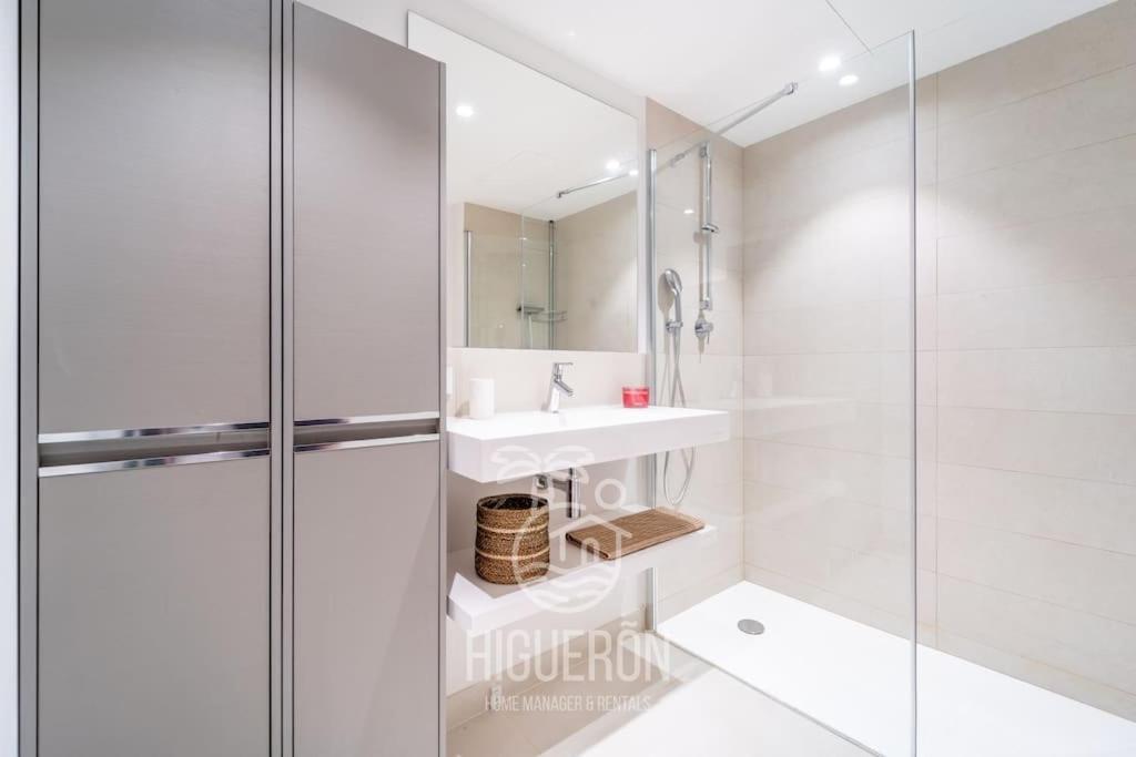 Higueronrentals Casa Linda Apartment Malaga