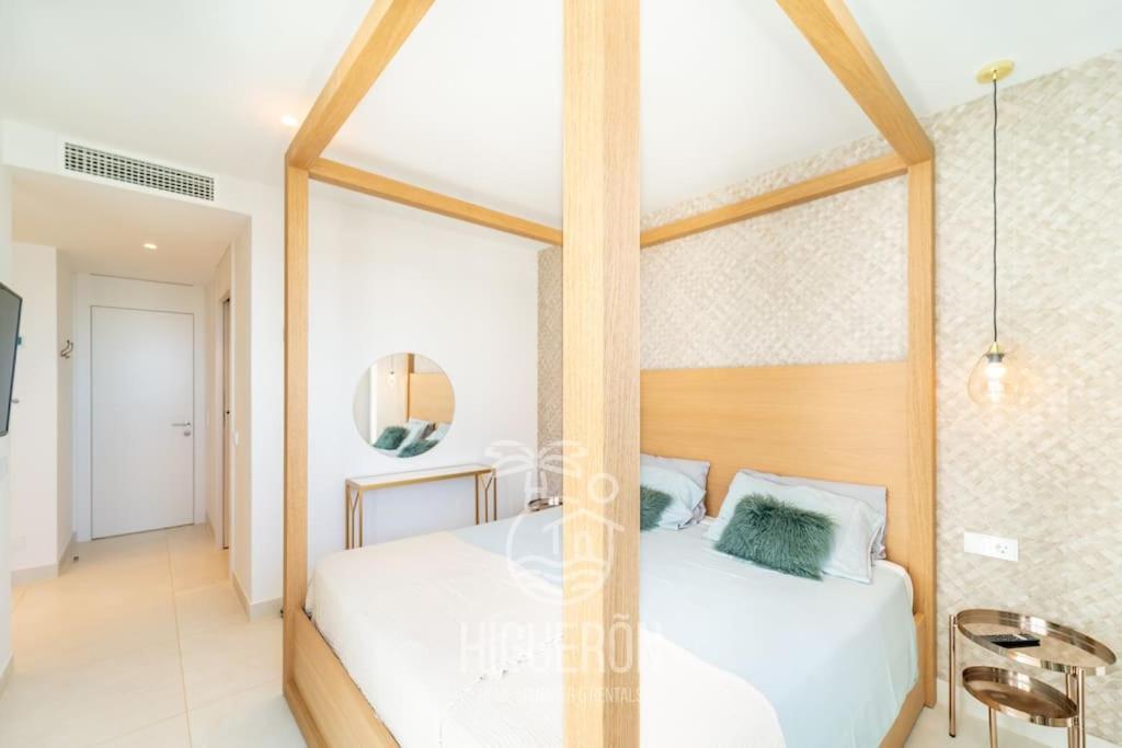 Higueronrentals Casa Linda Apartment *