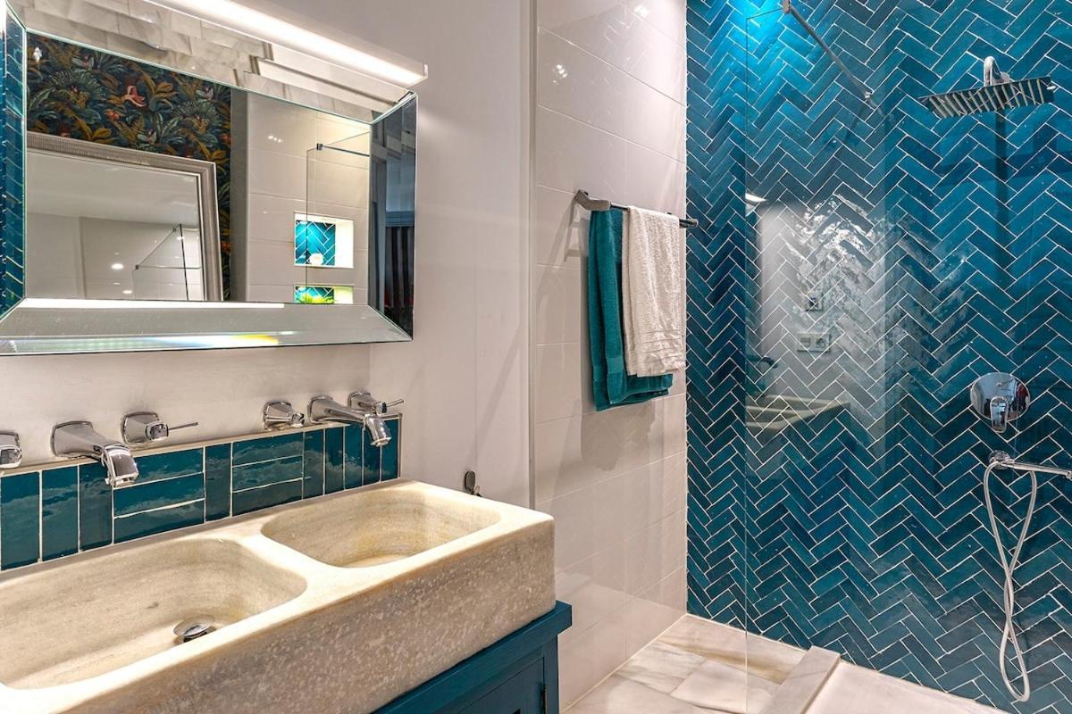 -malagasunapts- Luxury Historicalcentre Appartamento