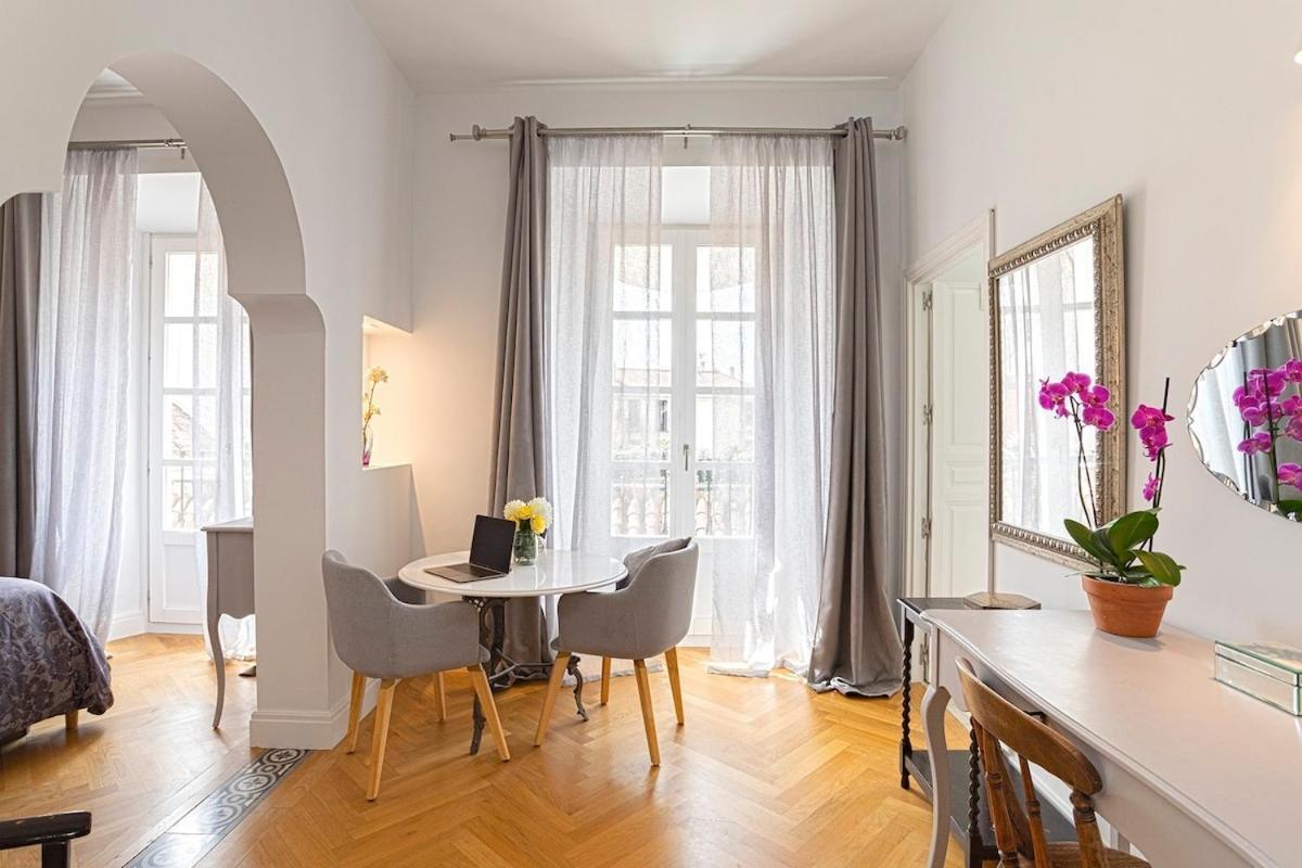 -malagasunapts- Luxury Historicalcentre Appartamento *