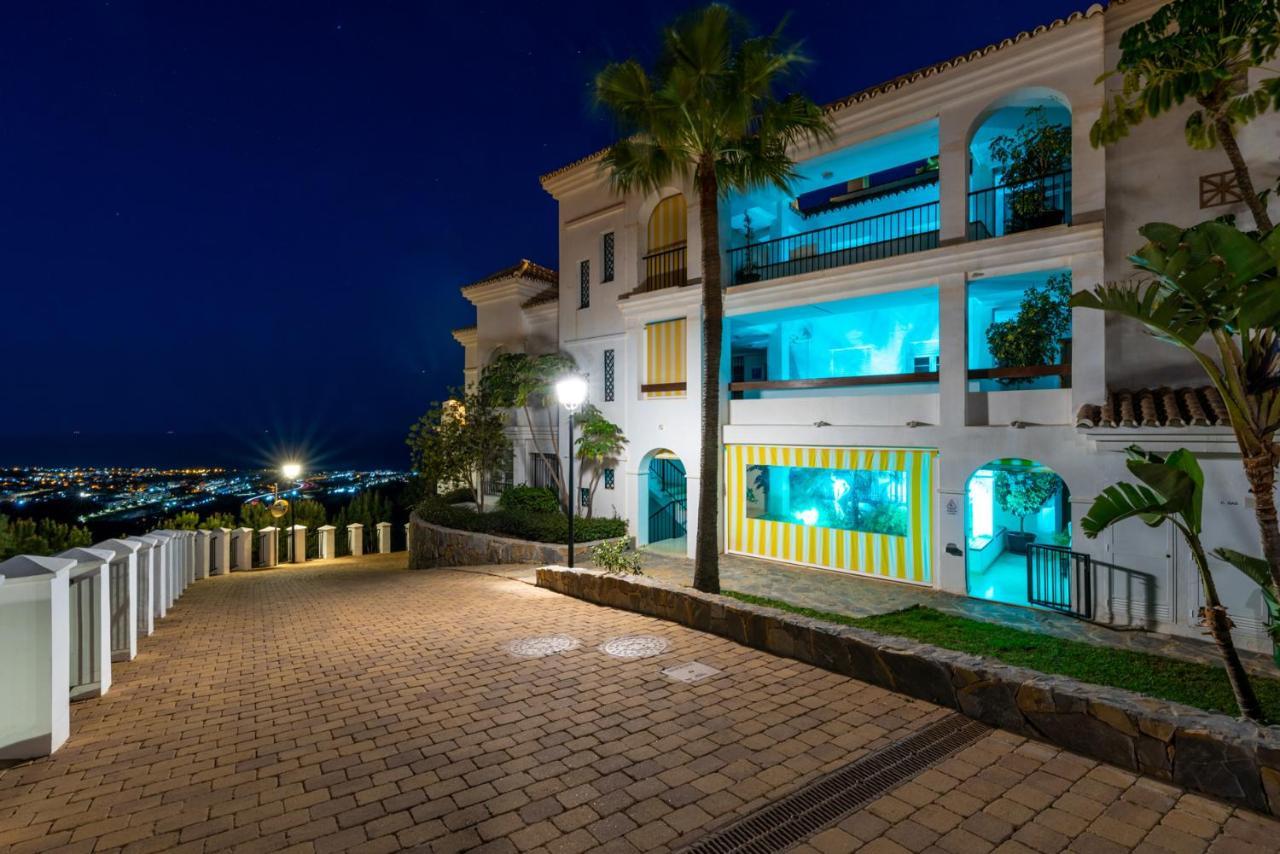 Poseidon Luxury Apartment *