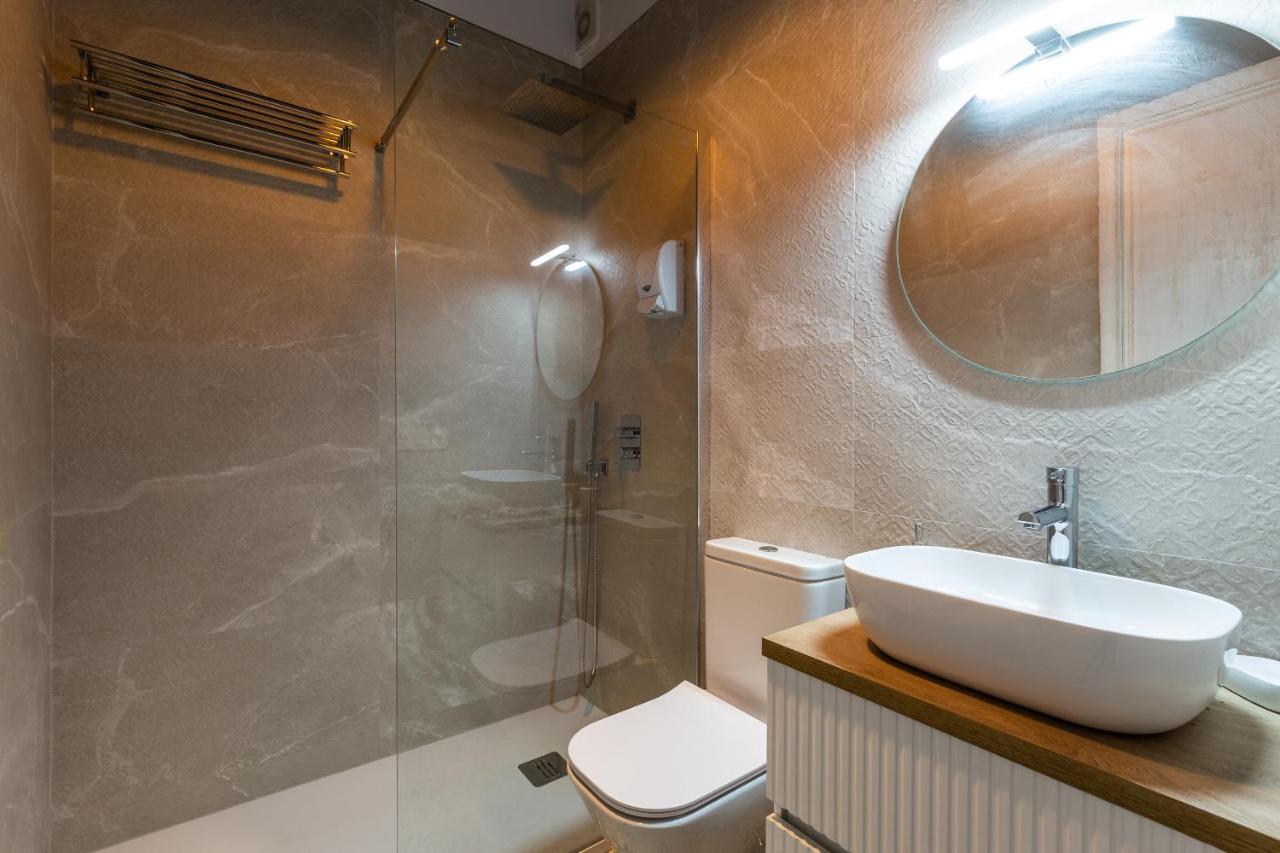 Lejlighed Wonderful With Three Bedrooms And Two Bathrooms In The Center