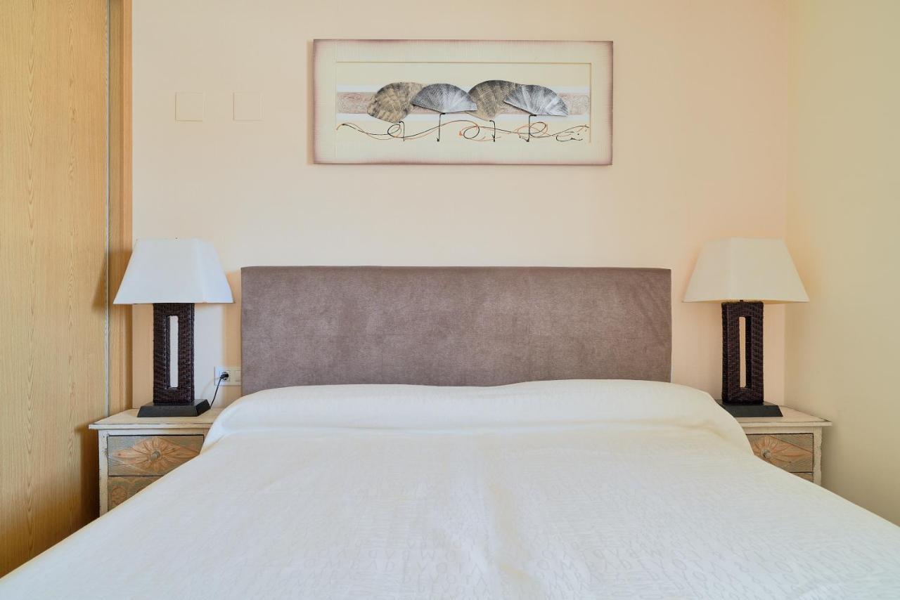 Lägenhet Alterhome Apartamento Con Piscina Maria Zambrano