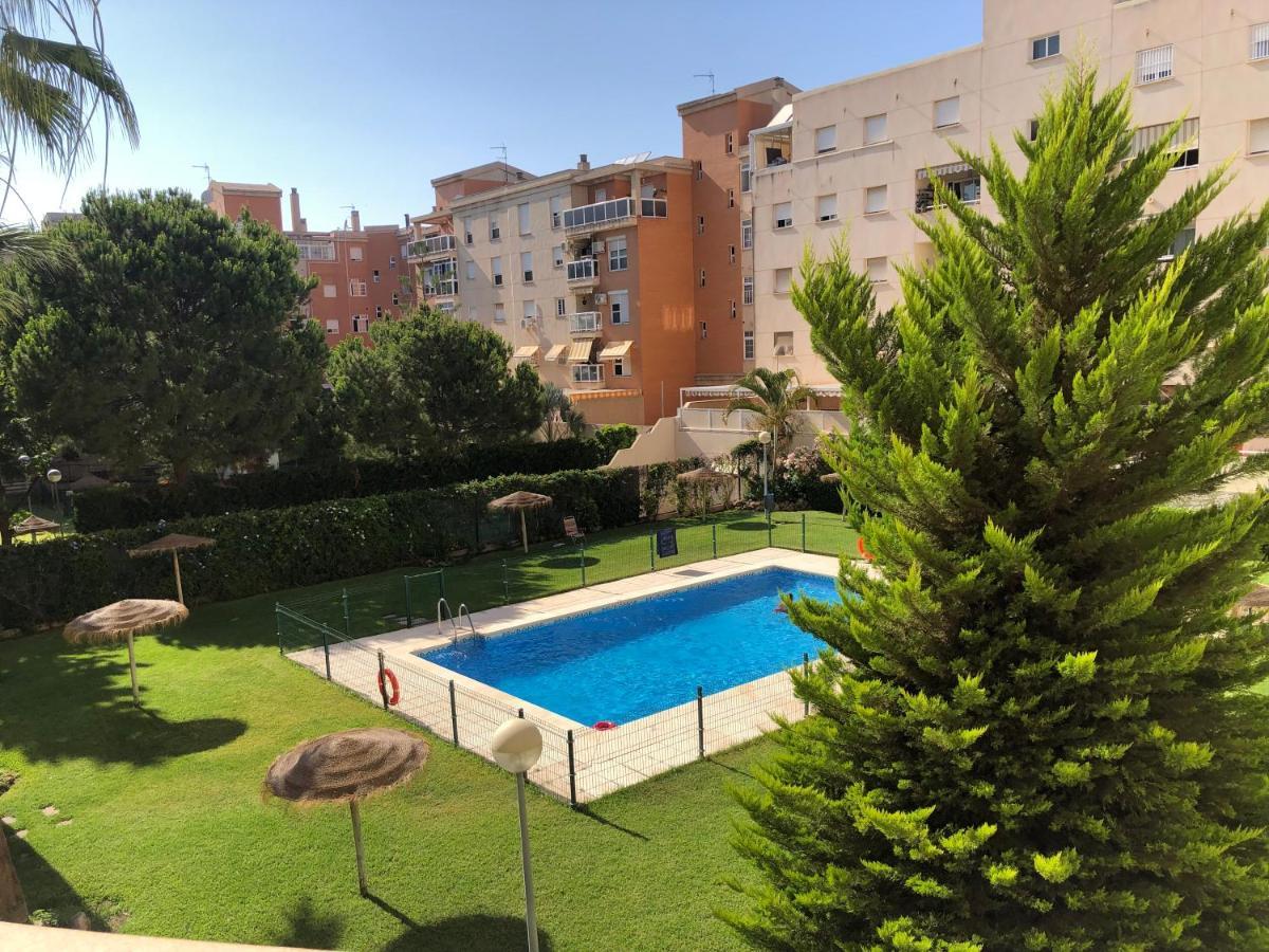 Teatinos Pool *