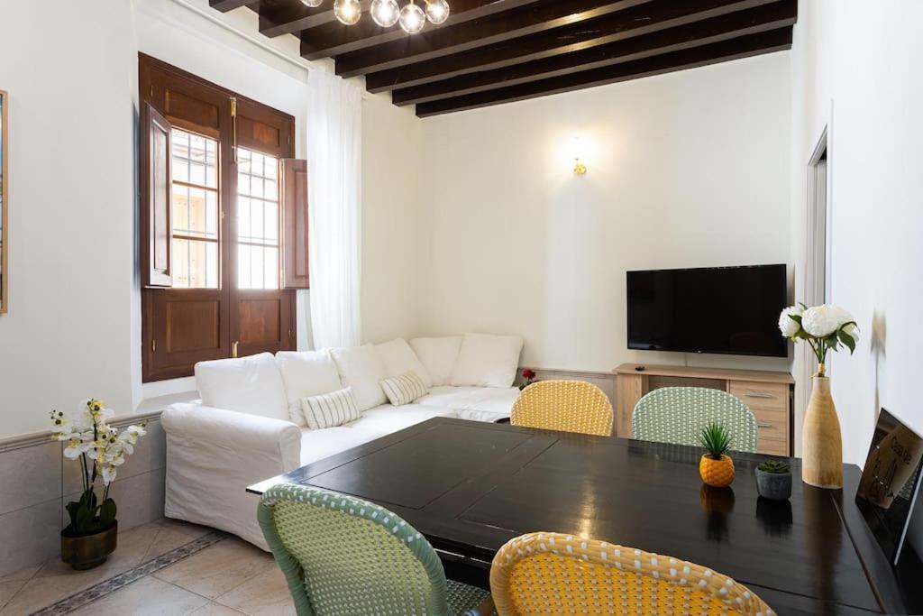 1. Casa De Alma. In Historic House Appartamento *