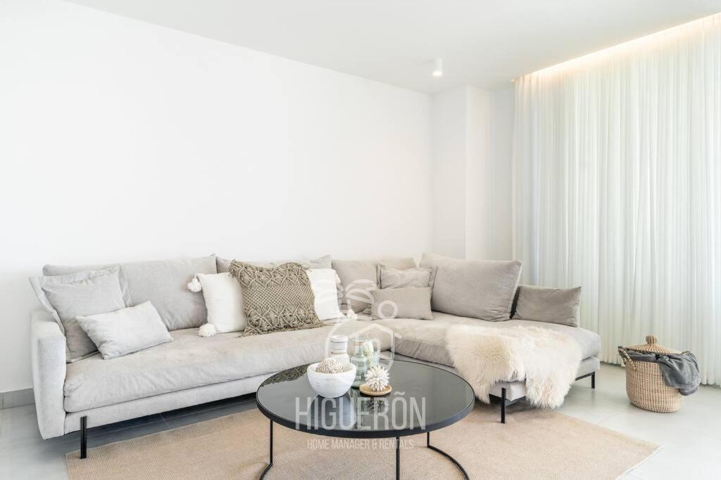 Apartamento Higueronrentals Garden Jacuzzi