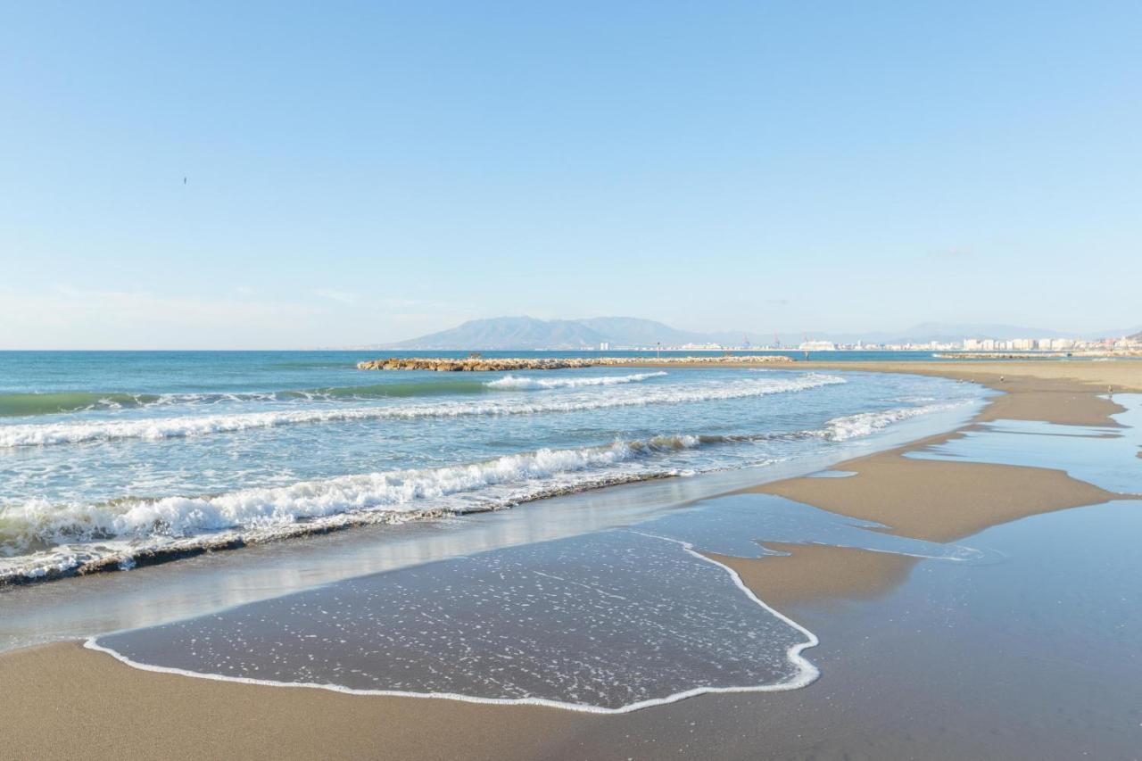 Casa Coral - Charming Beachfront House - Free Wi-fi Alpstuga