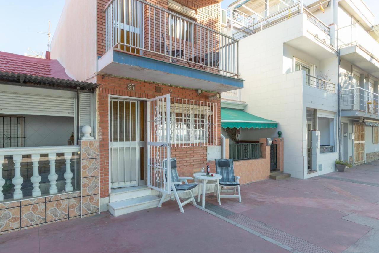Casa Coral - Charming Beachfront House - Free Wi-fi Málaga