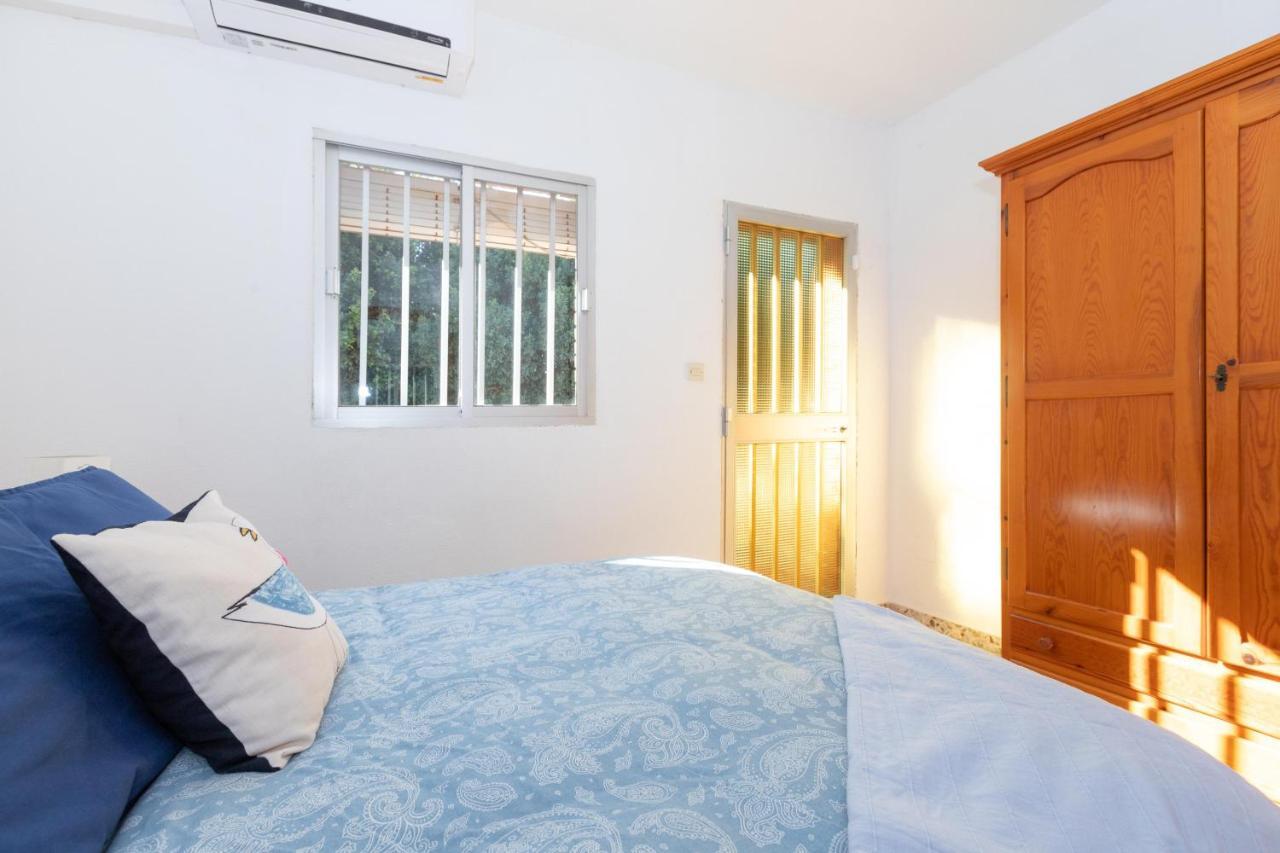 Casa Coral - Charming Beachfront House - Free Wi-fi *