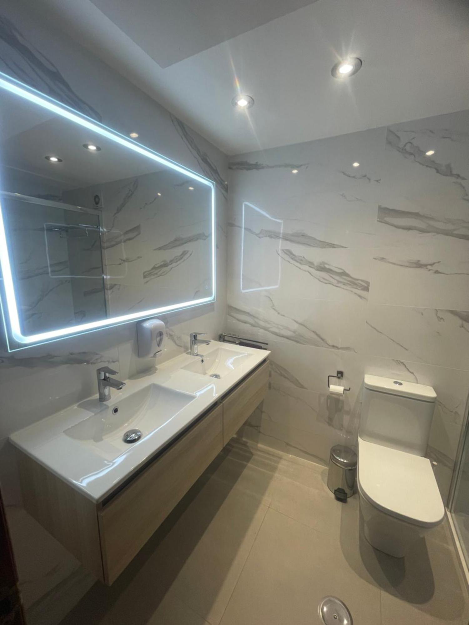 Gran Y Magnifico En Appartement *