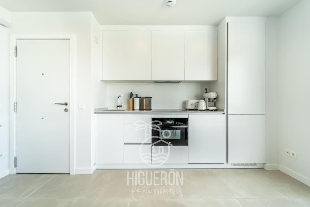 Higueronrentals Twin Appartamento
