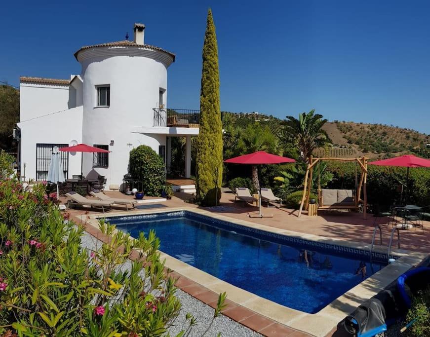 Torre Mit Pool Und Bergpanorama Villa Málaga