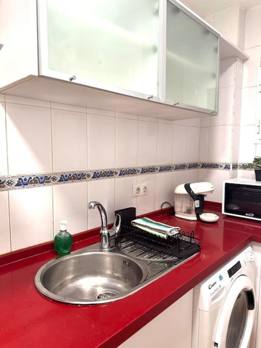 Pizarro ! Apartment Malaga