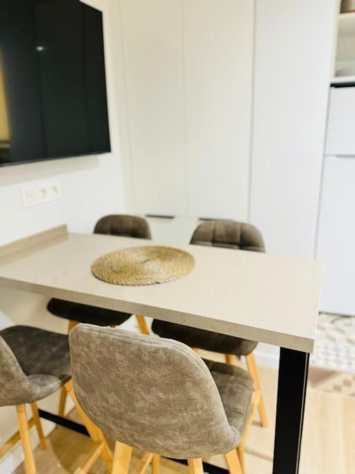 Apartamento Behappy Huerto Del Conde -centro