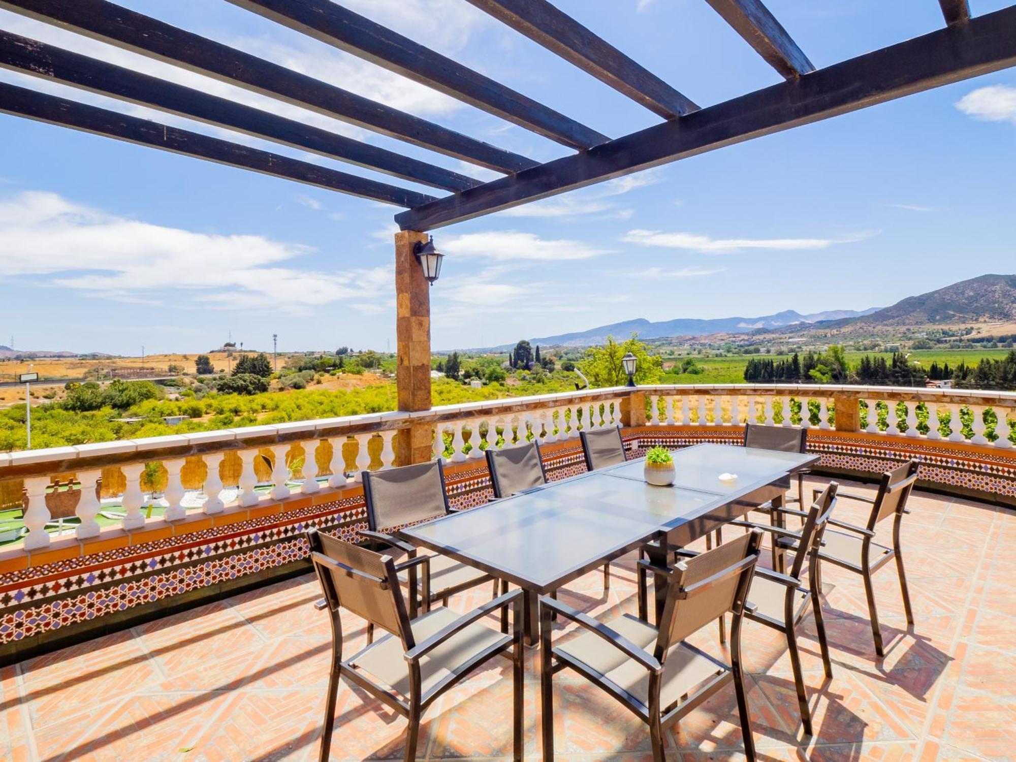 Cubo's Fina Villa