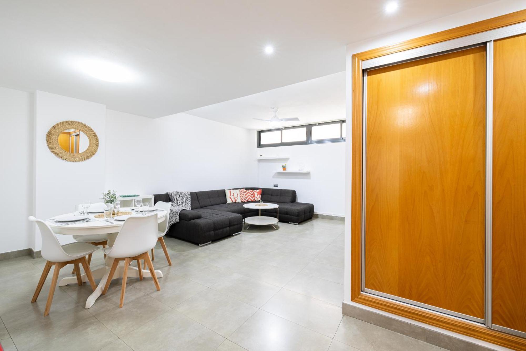 H2m Alta 20 Smart Tv Air Conditioning Appartement