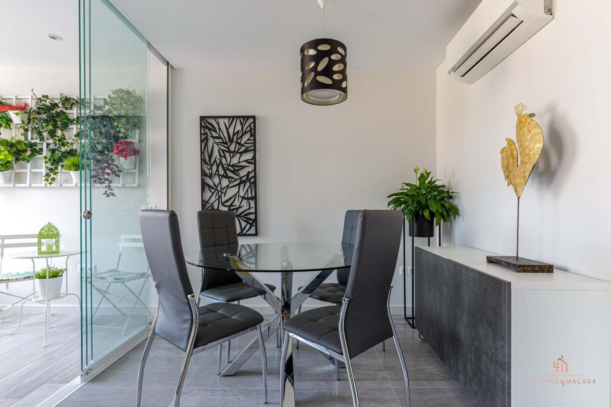 Living4malaga Chillout Garden Deluxe Apartamento