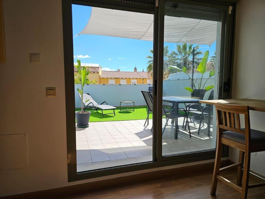 Cms Center Penthouse With Sunny Terrace & Parking Apartamento *