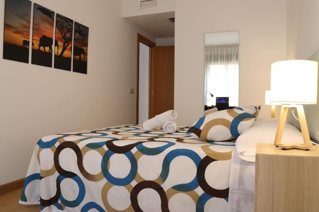 Cms Center Penthouse With Sunny Terrace & Parking