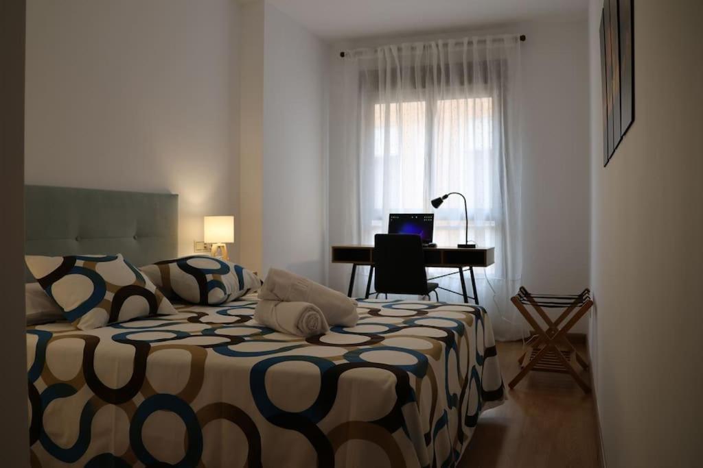 Cms Center Penthouse With Sunny Terrace & Parking Apartamento Málaga