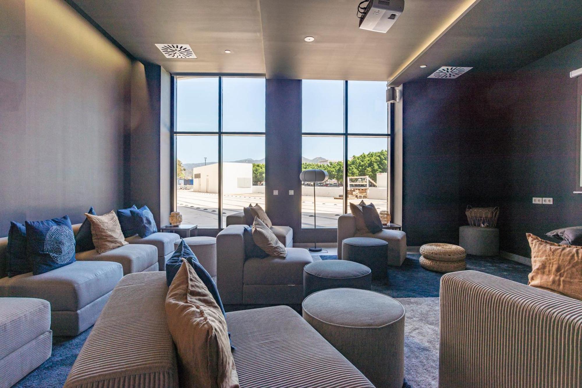 Skyline Iii Pool & Coworking By Ele Apartment Malaga