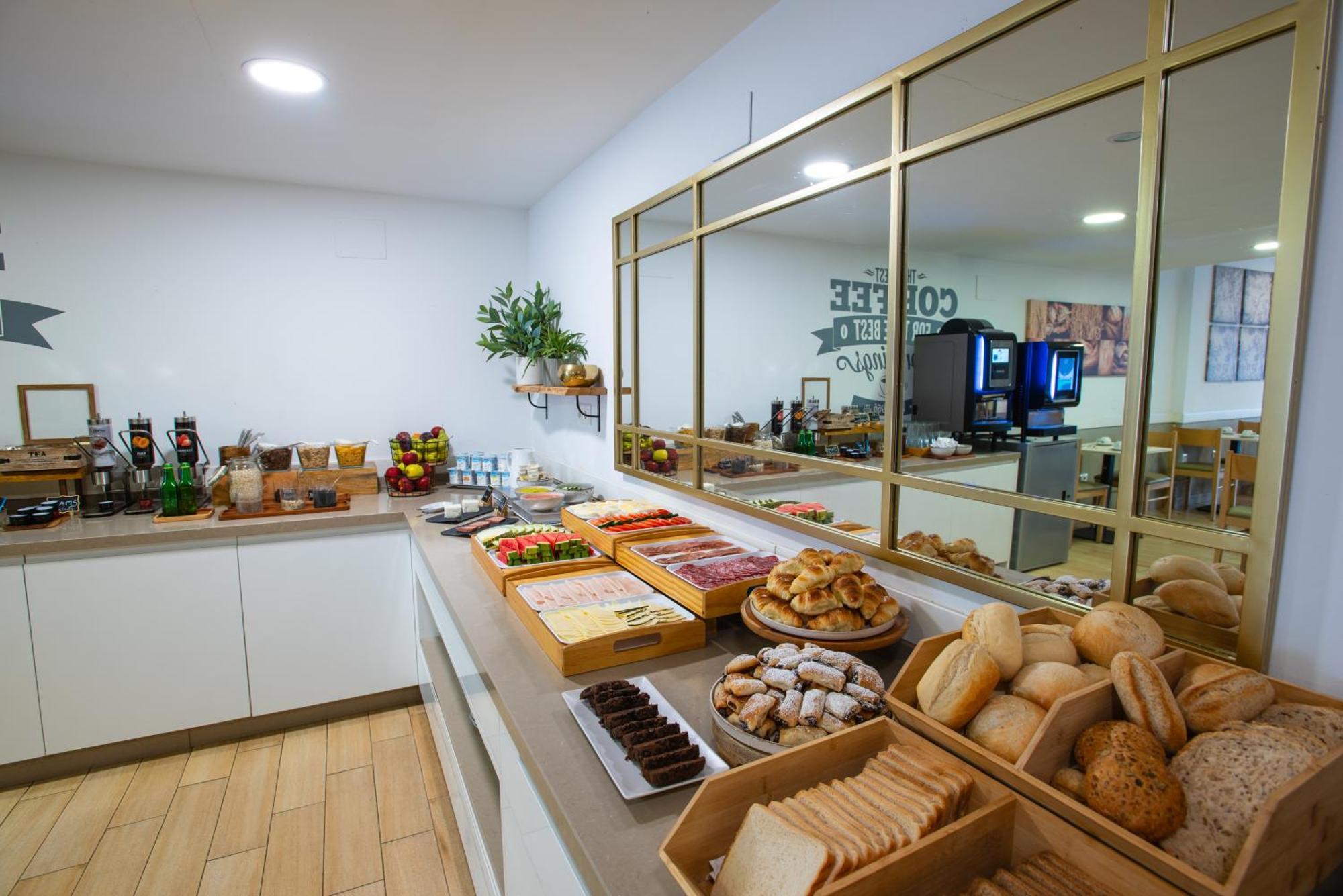 Hotell Sur Málaga