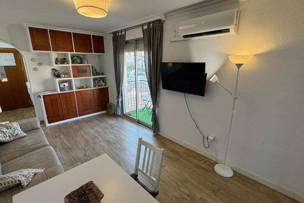 Apartamento Charming With Mountain Views Málaga