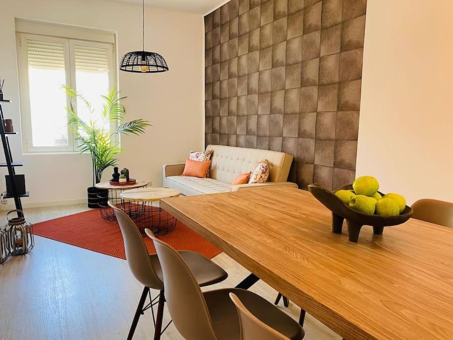 Grande Y Moderno En El Multicultural Barrio Soho Apartamento Málaga
