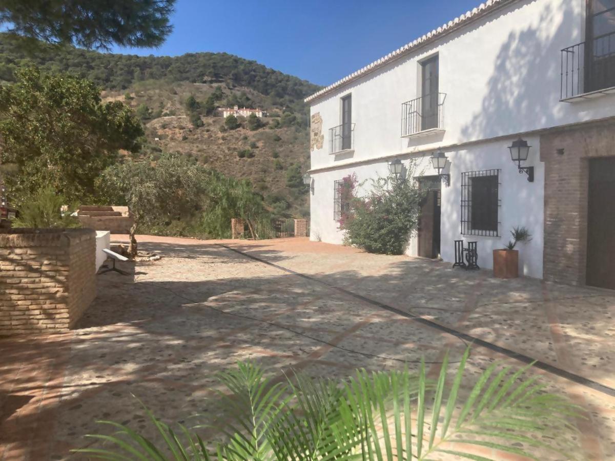 Lagar De Trevenez Montes De Alpehytte