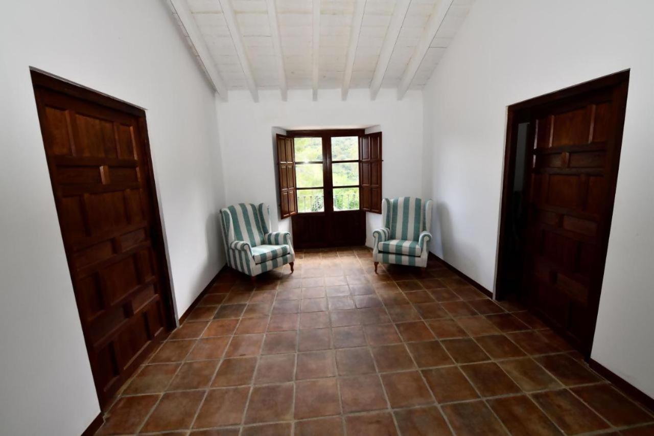 Lagar De Trevenez Montes De Alpehytte