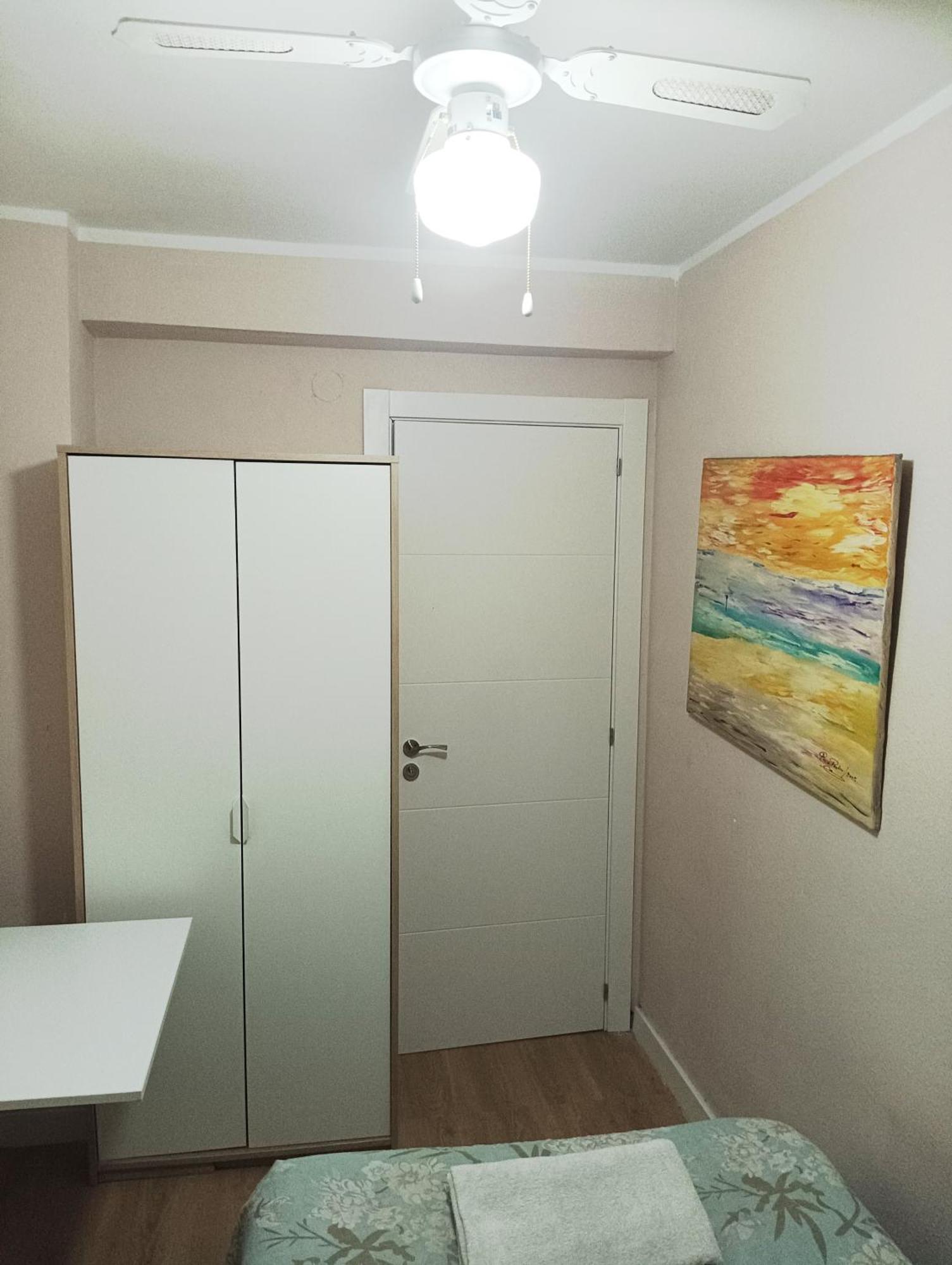 Privat bolig En Compartido Delicias Cerca Del Mar, Aeropuerto, Ave Y Metro
