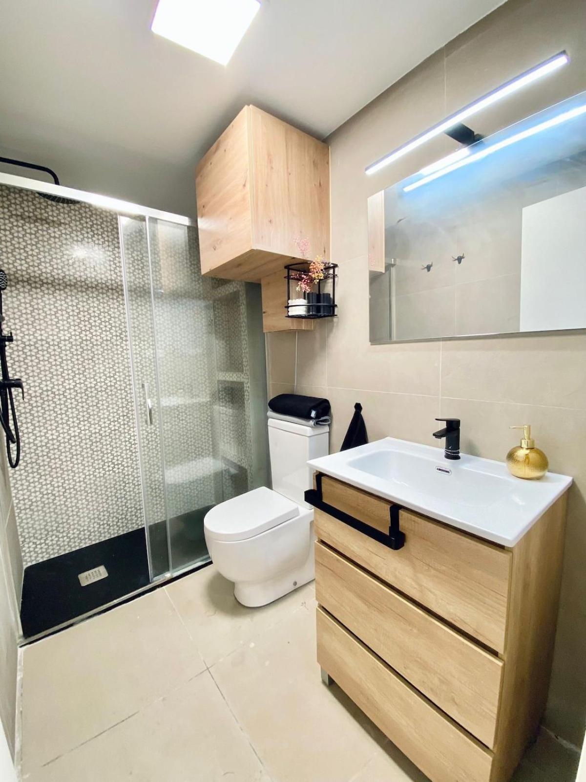 Apartamento Bonito Al Lado Del Centro De *
