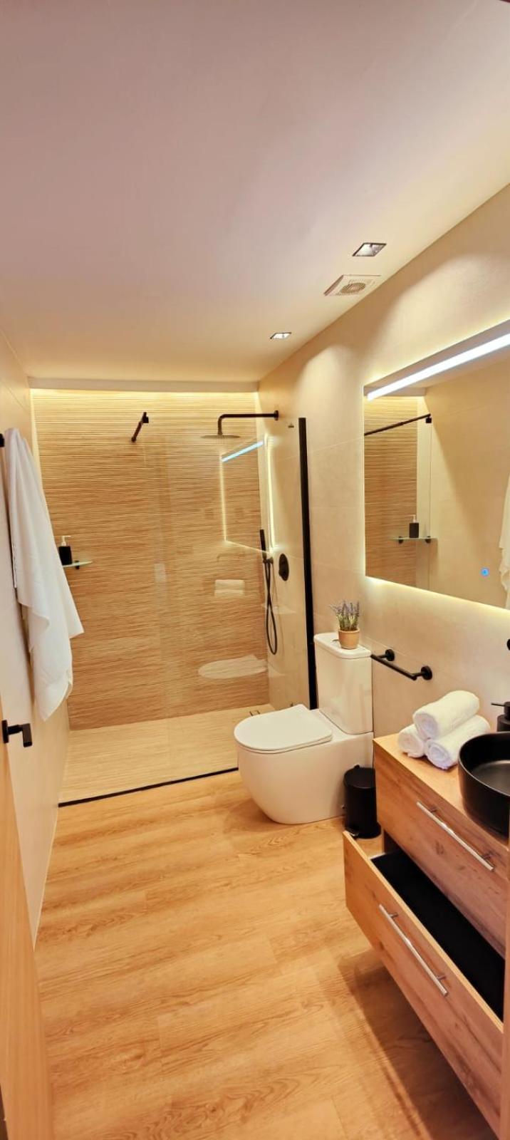 Pries Homes - Luxury Loft Cienfuegos I Apartamento Málaga