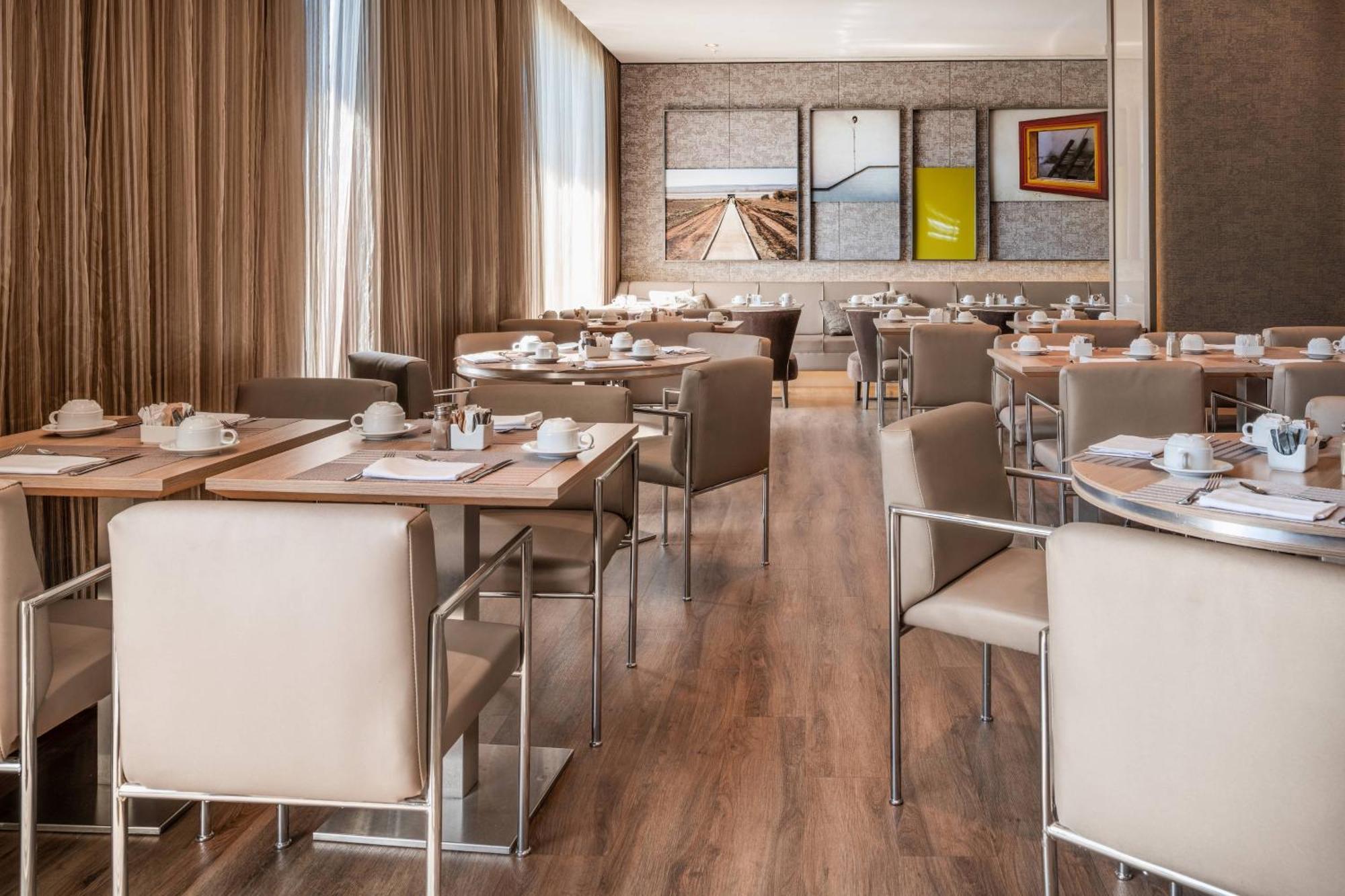 Hotell Ac Palacio By Marriott