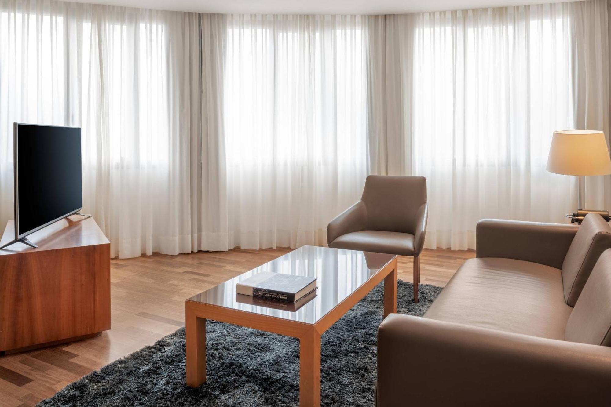 Hotell Ac Palacio By Marriott 4*