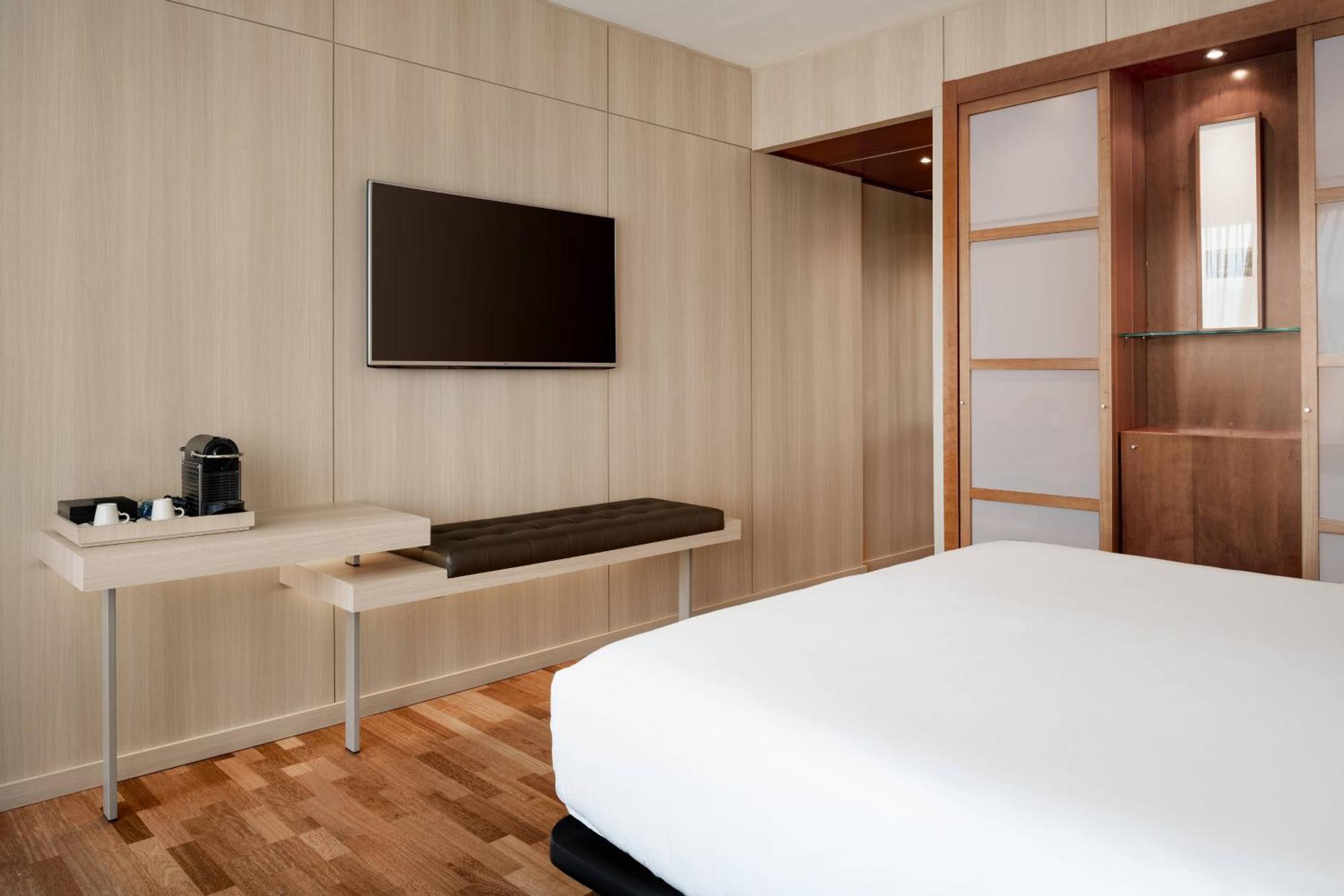 Hotell Ac Palacio By Marriott Málaga