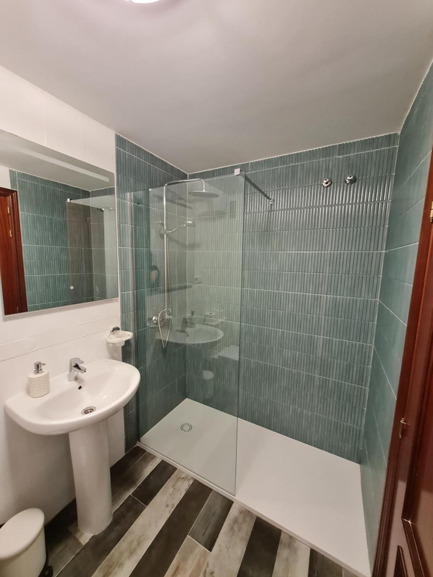 Apartamento Alaska 800 M De La Playa Parking Privado Málaga